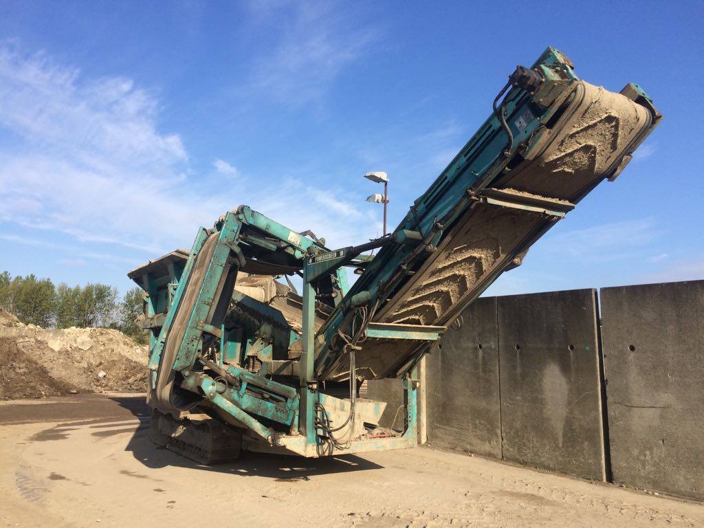 mobile rock crusher for sale