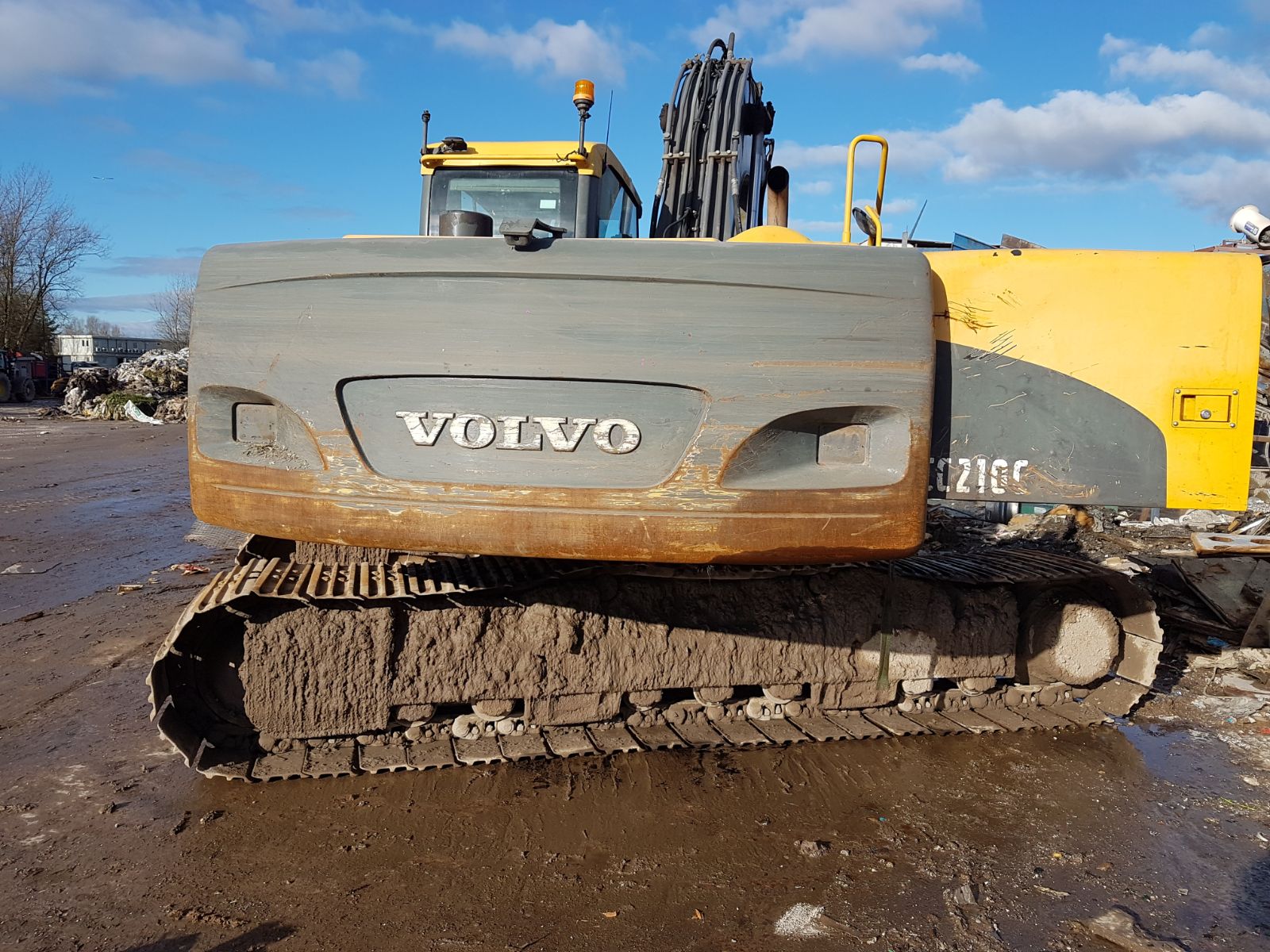 Экскаватор volvo ec210