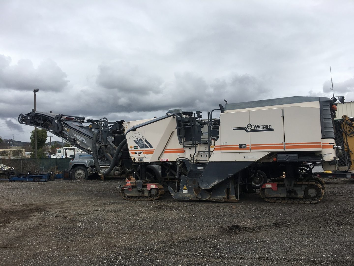 Used Wirtgen W210i Road Planer For Sale | Omnia Machinery