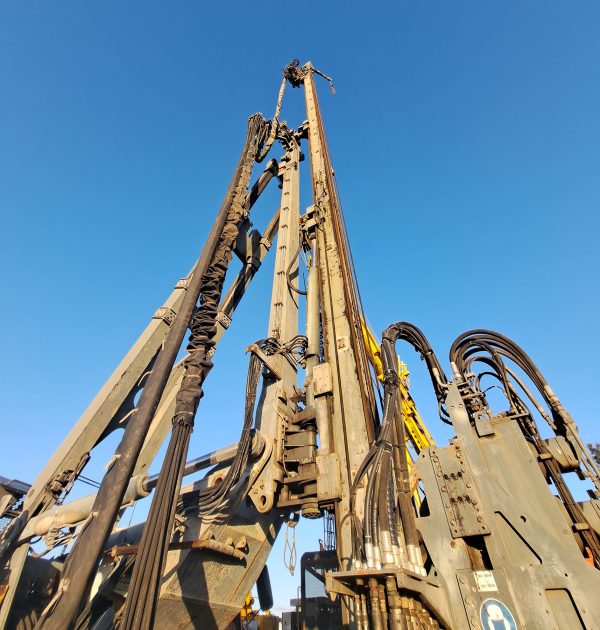 Liebherr LRB 155 Rotary/Vibratory Piling Rig