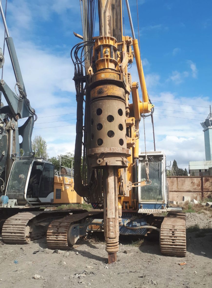 Bauer BG 20H Rotary Piling Rig | Omnia Machinery