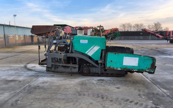 Vogele Super 800 Paver