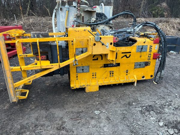 RTG RG19T Vibratory Piling Rig