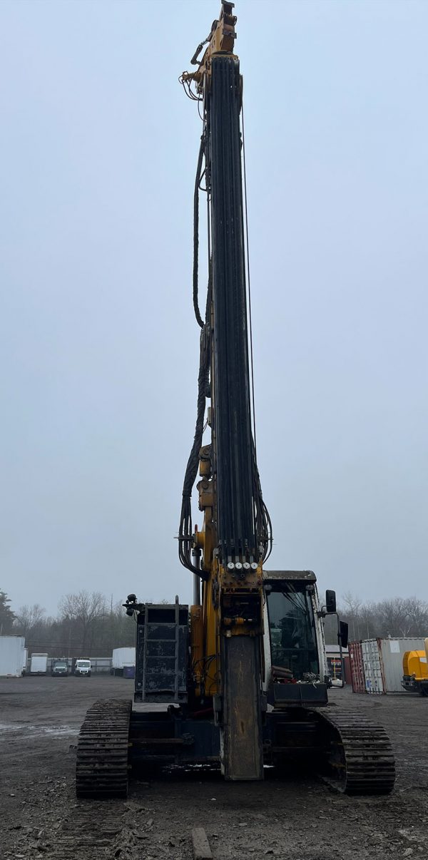 RTG RG19T Vibratory Piling Rig