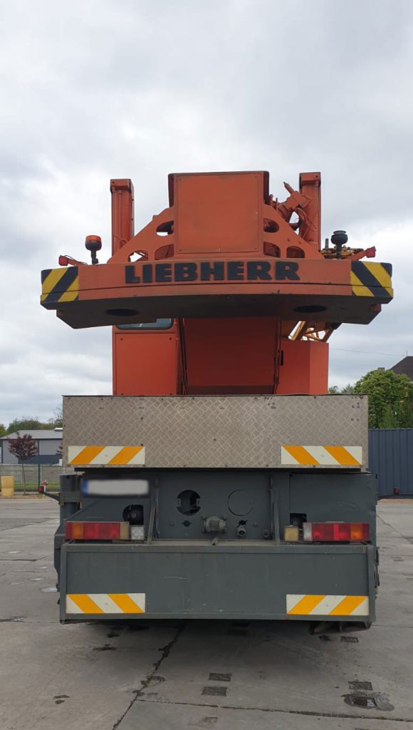 Liebherr LTM 1050-1 Mobile Crane | Omnia Machinery