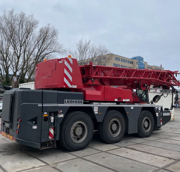 Liebherr LTC 1045-3.1 Mobile Crane