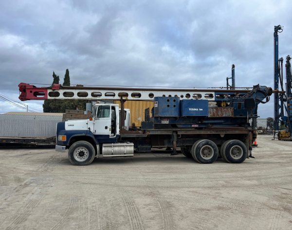 Texoma 700 Truck Mounted Piling Rig