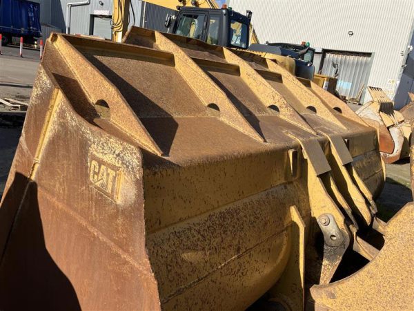 Caterpillar 980K Wheel Loader