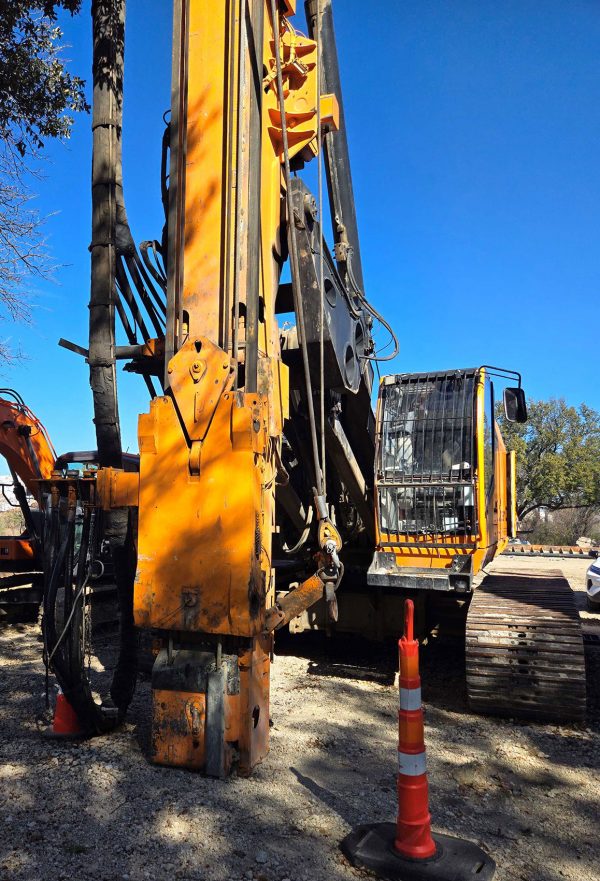 Casagrande B275 XP-2 Rotary Piling Rig