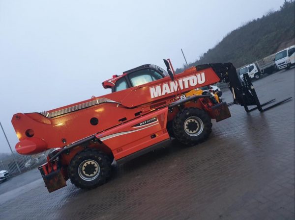 Manitou MRT 2470 Telehandler