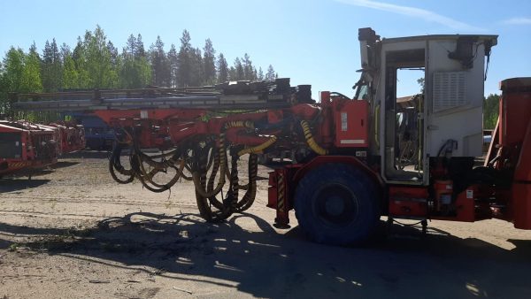 Sandvik DD421-S60C Underground Rock Drill