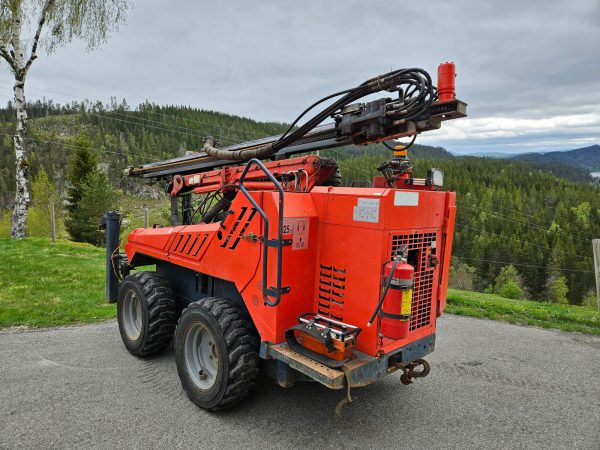 Tamrock Commando 120R Rock Drill