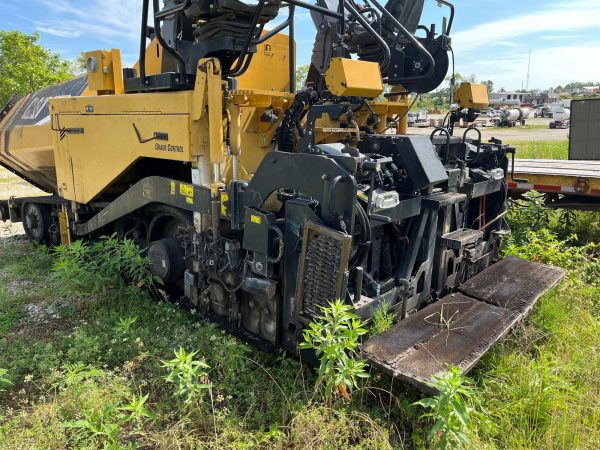 Caterpillar AP655D Paver