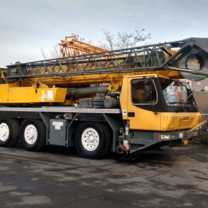 Grove GMK 3055 Mobile Crane