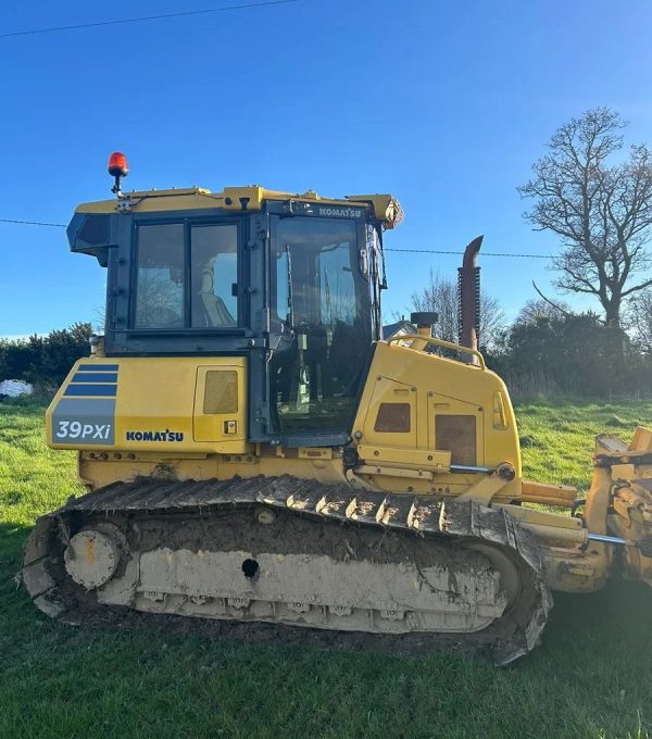 Komatsu D39PXi Dozer