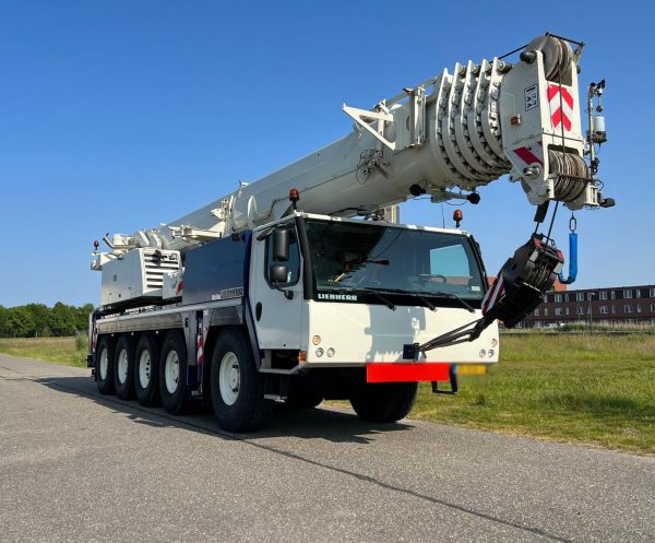 Liebherr LTM 1095-5.1 Mobile Crane