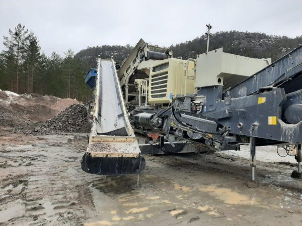 Metso LT 300HPS Cone Crusher