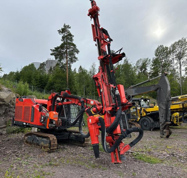 Sandvik DX800 Rock Drill