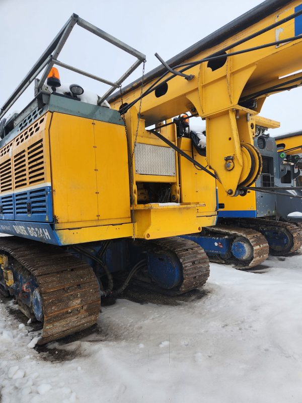 Bauer BG 24H Rotary Piling Rig