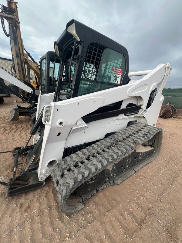 Bobcat T870 Skidsteer