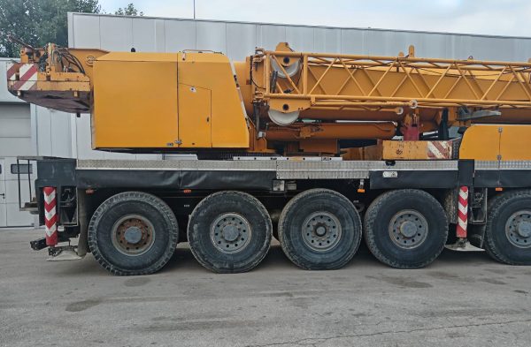 Demag AC 100 Mobile Crane