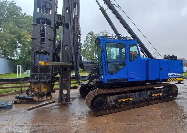 Junttan PM16 Hammer Piling Rig