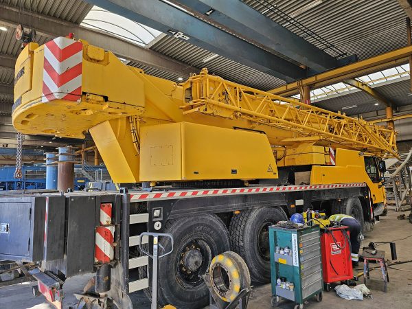 Liebherr LTM 1070-4.1 Mobile Crane