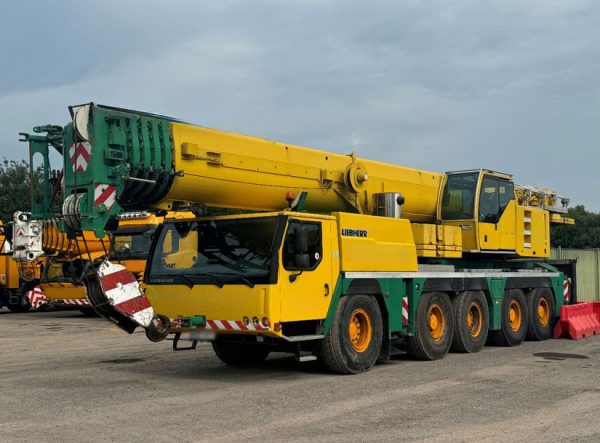 Liebherr LTM 1130-5.1 Mobile Crane