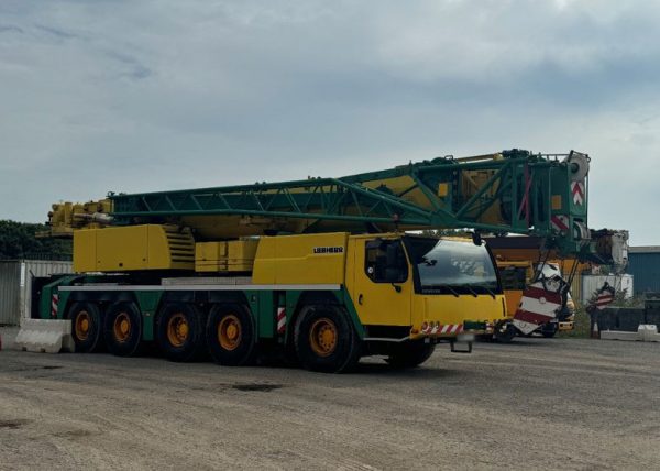 Liebherr LTM 1130-5.1 Mobile Crane