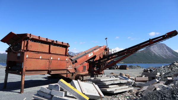 Terex Finlay 683 Incline Screen