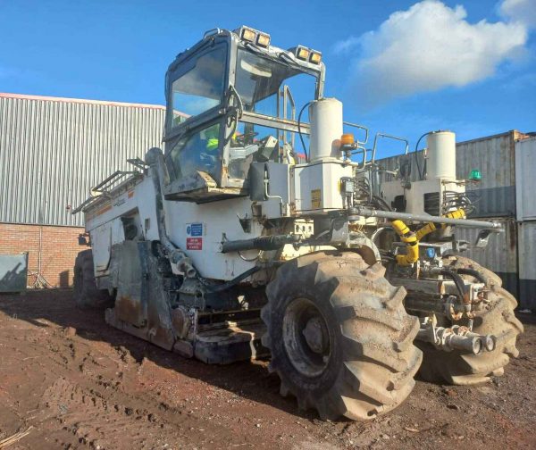 Wirtgen WR 2500 SK Soil Stabilizer