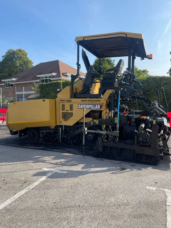 Caterpillar AP555F Paver