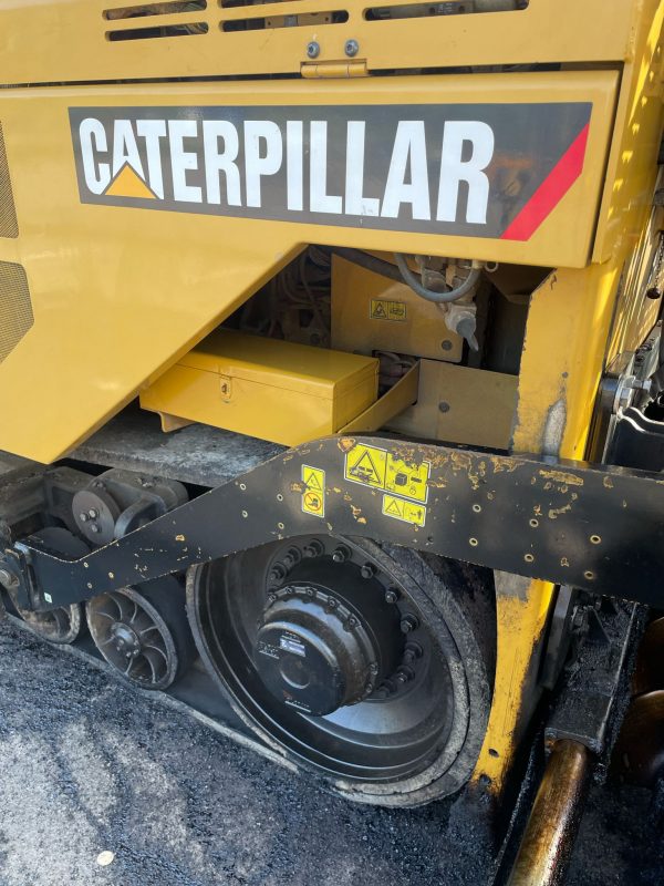 Caterpillar AP555F Paver