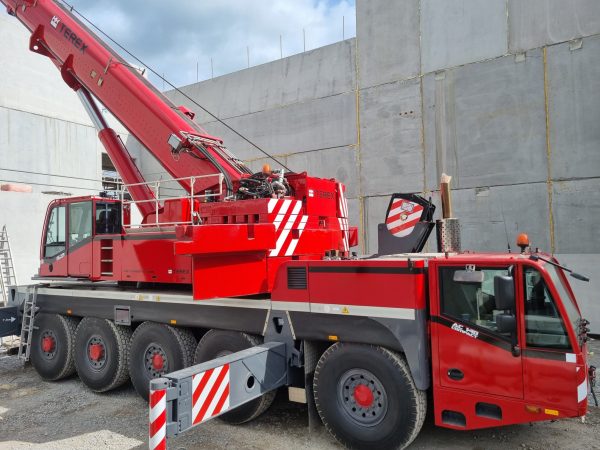 Demag AC140 Compact Mobile Crane