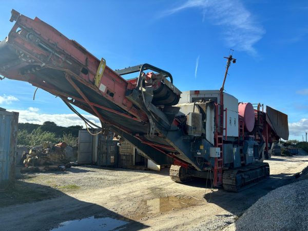 SANDVIK	UJ440i Jaw Crusher