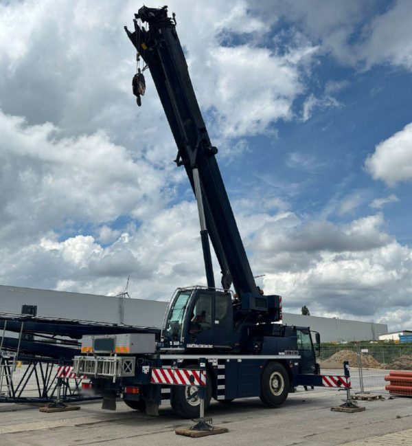 Liebherr LTM 1040-2.1 Mobile Crane