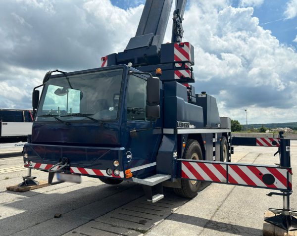 Liebherr LTM 1040-2.1 Mobile Crane