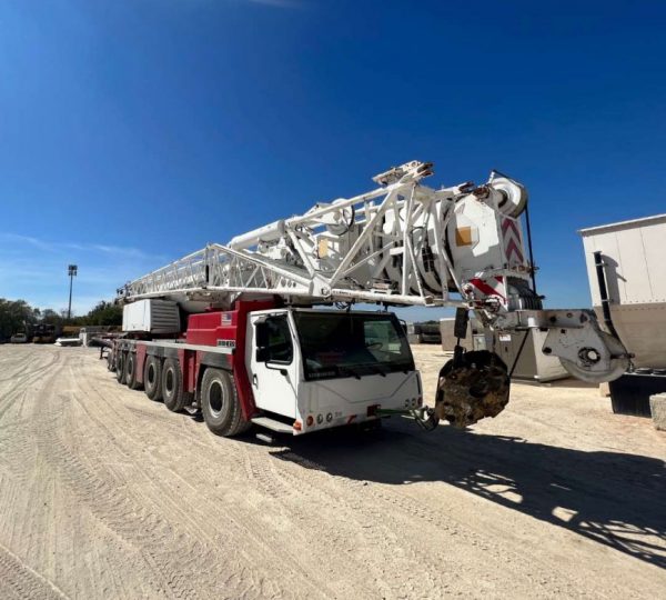 Liebherr LTM 1220-5.2 Mobile Crane