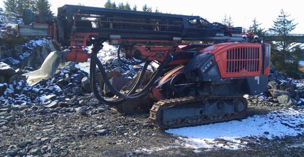 Sandvik Dino DC410Ri T4 Rock Drill