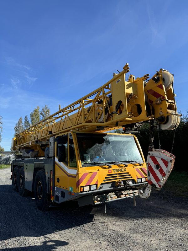 Demag AC 50-1 Mobile Crane