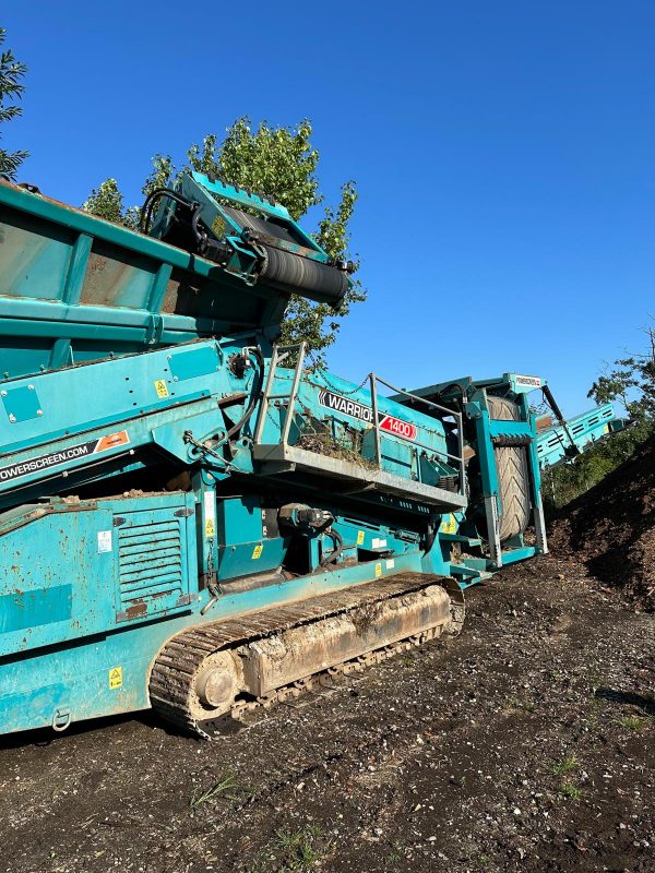 Powerscreen Warrior 1400 Scalping Screen