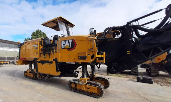 Caterpillar PM620 Road Planer