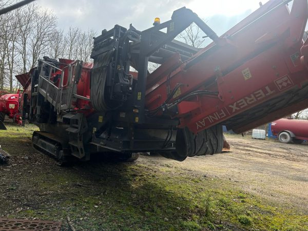 Terex Finlay 883+ Scalping Screen