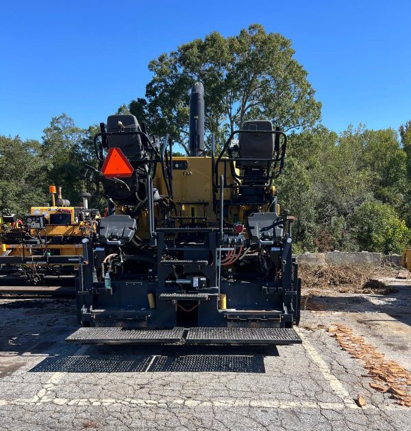 Caterpillar AP500F Paver