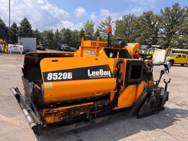 Leeboy 8520B Paver