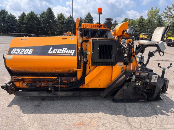 Leeboy 8520B Paver