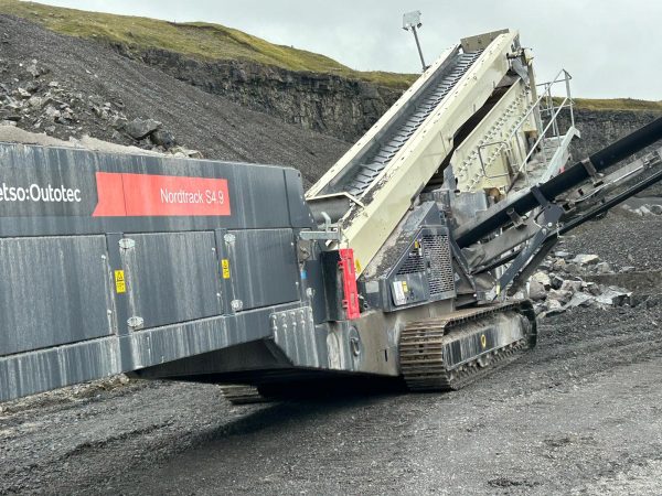 Metso S4.9 Incline Screen