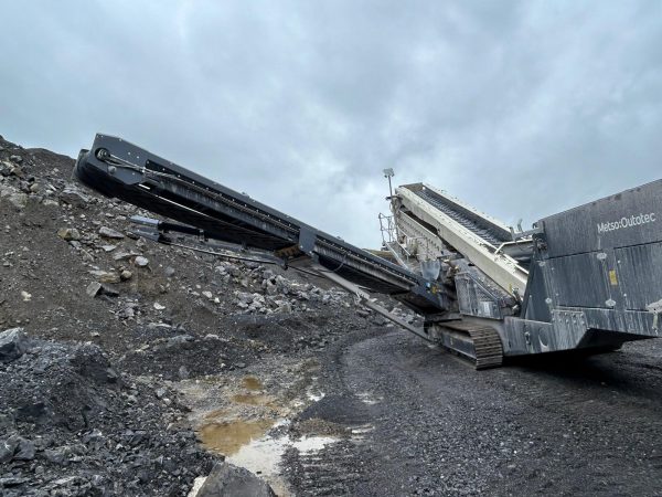 Metso S4.9 Incline Screen