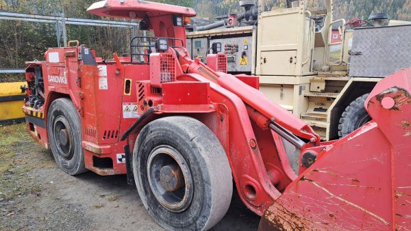 Sandvik LH202 Underground Loader