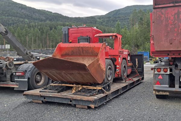 Sandvik LH202 Underground Loader